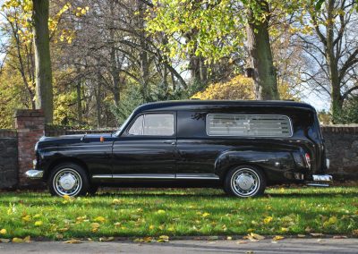 Bestattungsfahrzeug Mercedes Benz- Binz